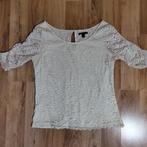 White Floral Lace Half Sleeve Blouse